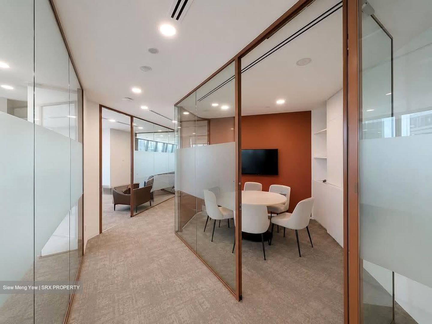 Republic Plaza (D1), Office #568720391